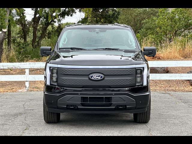 2025 Ford F-150 Lightning Flash