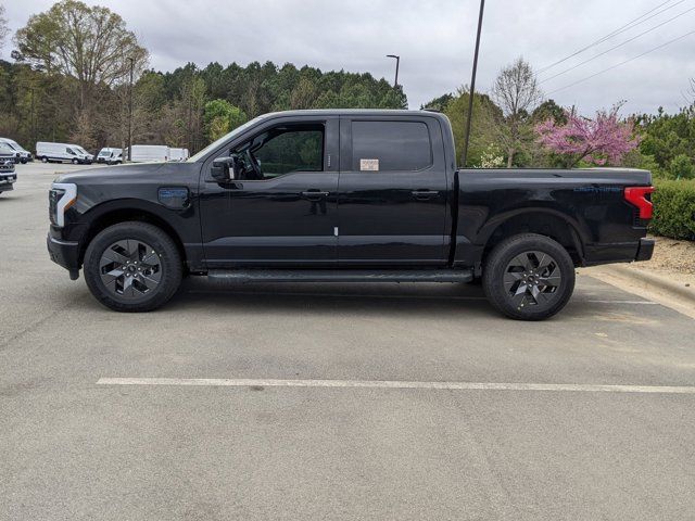 2025 Ford F-150 Lightning LARIAT