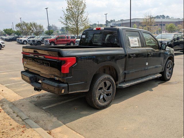 2025 Ford F-150 Lightning LARIAT
