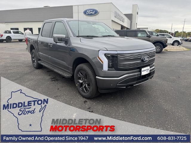 2025 Ford F-150 Lightning LARIAT