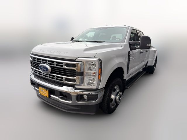 2025 Ford F-350 XLT