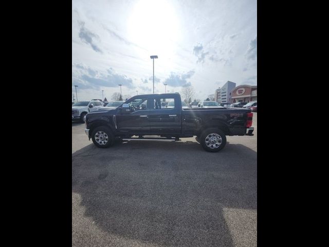 2025 Ford F-350 Lariat