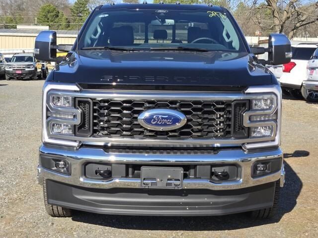 2025 Ford F-350 Lariat