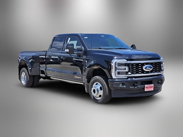 2025 Ford F-350 Platinum