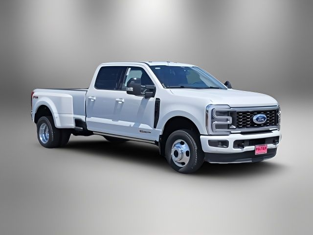 2025 Ford F-350 Platinum