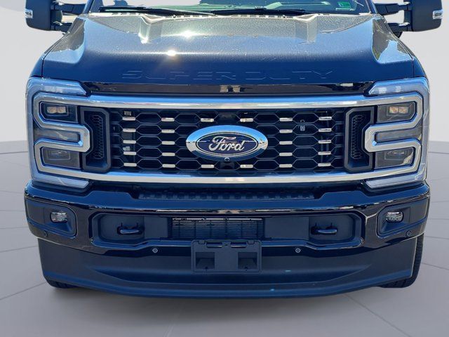2025 Ford F-350 Platinum