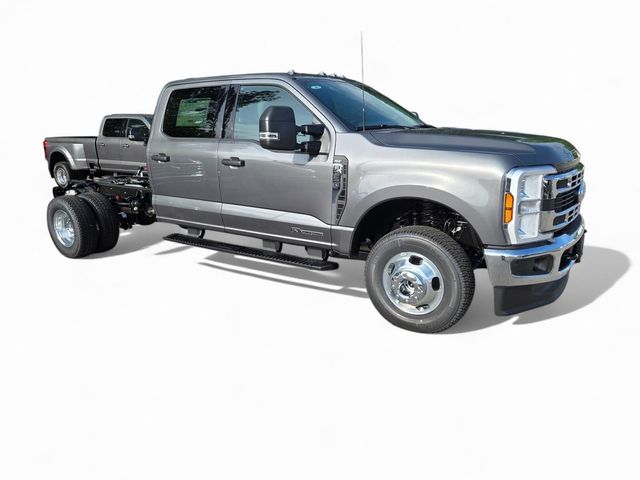 2025 Ford F-350 XLT