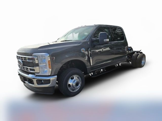 2025 Ford F-350 XLT