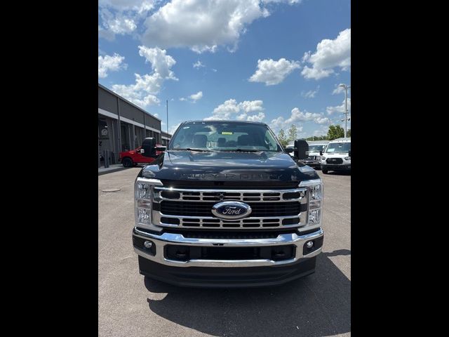 2025 Ford F-350 XLT