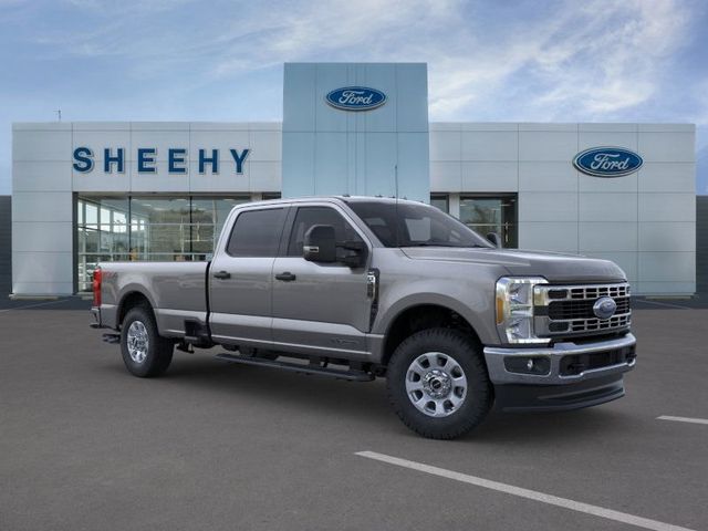 2025 Ford F-350 XLT