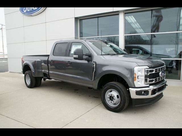 2025 Ford F-350 XLT