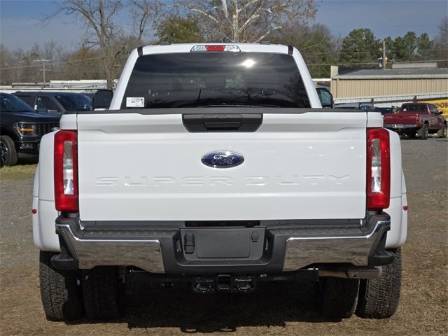 2025 Ford F-350 XLT