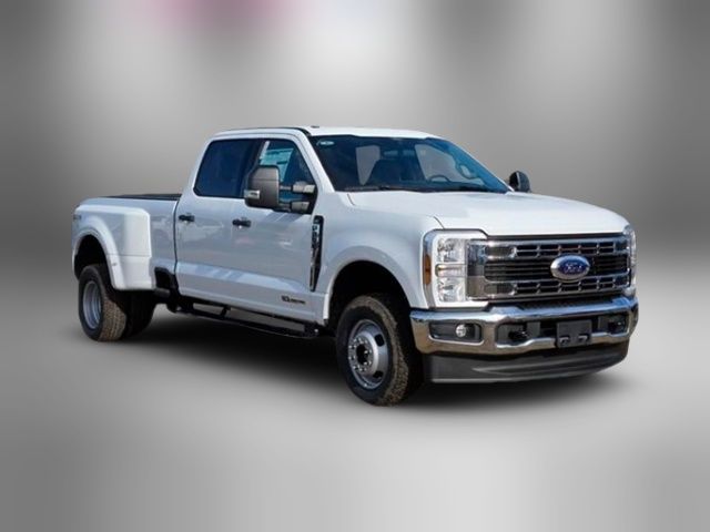 2025 Ford F-350 XLT