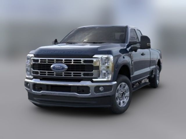 2025 Ford F-350 XLT