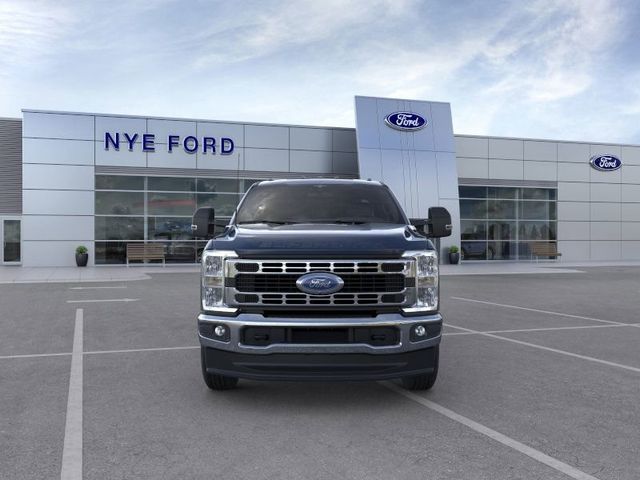 2025 Ford F-350 XLT