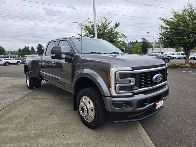 2025 Ford F-450 Platinum