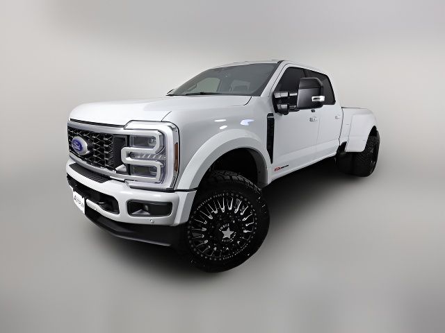 2025 Ford F-450 Platinum