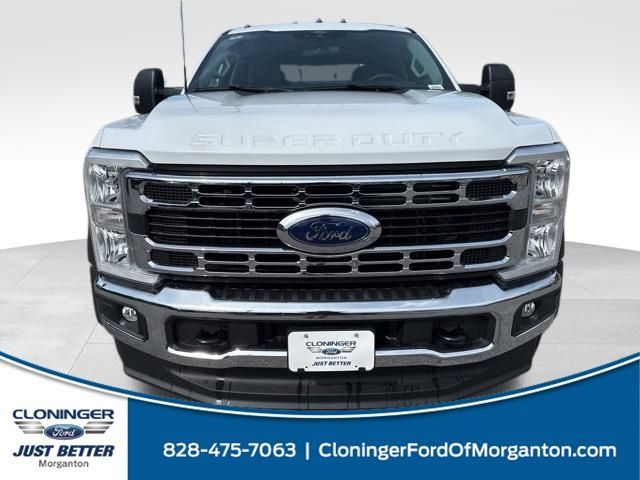 2025 Ford F-550 XL