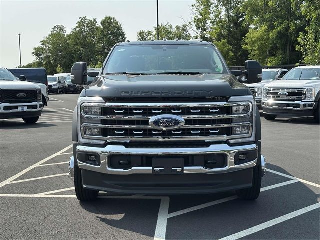 2025 Ford F-550 Lariat