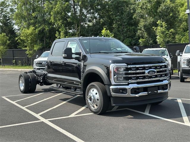 2025 Ford F-550 Lariat