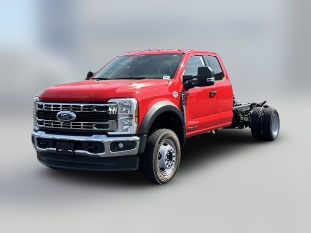 2025 Ford F-550 XLT