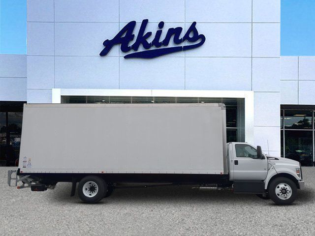 2025 Ford F-650 Base