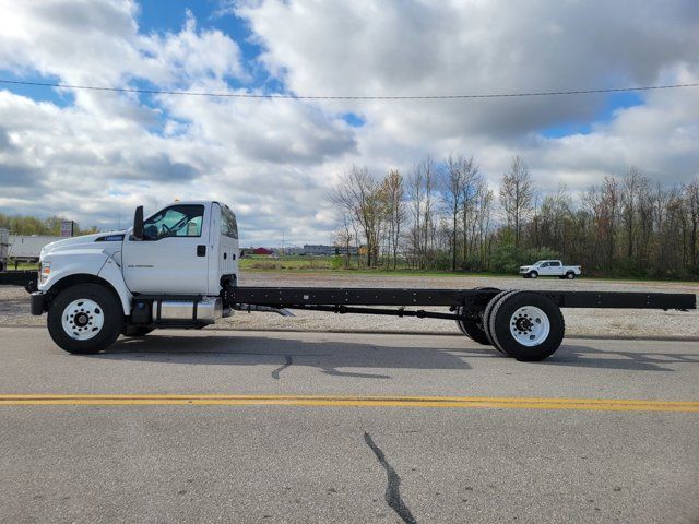 2025 Ford F-650 Base