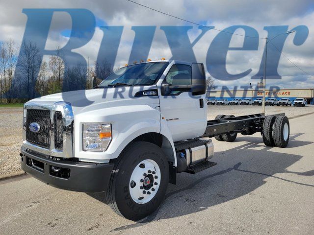 2025 Ford F-650 Base