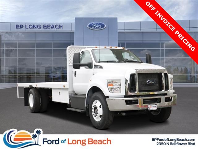 2025 Ford F-650 Base