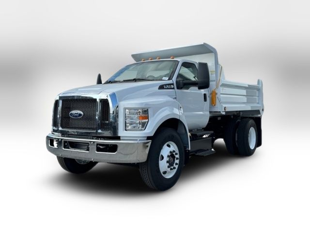 2025 Ford F-650 Base