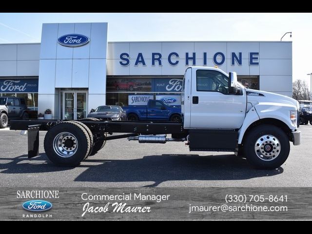 2025 Ford F-650 Base