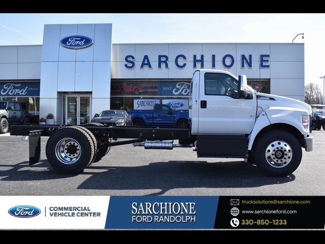 2025 Ford F-650 Base