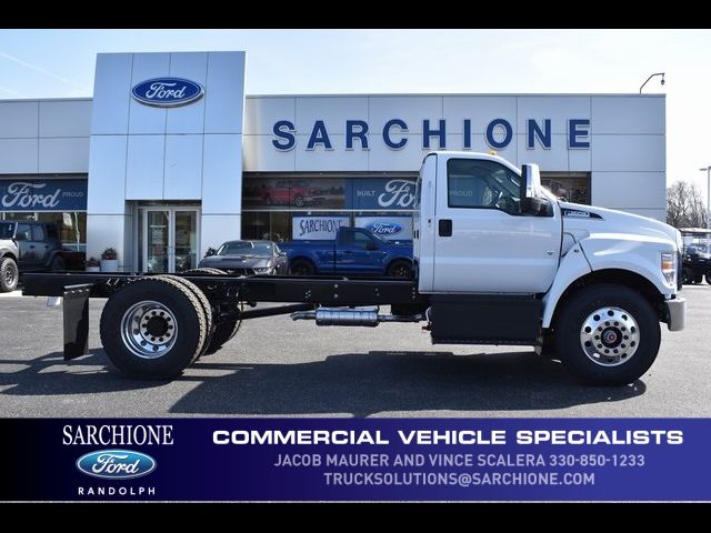 2025 Ford F-650 Base