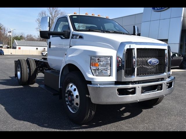 2025 Ford F-650 Base