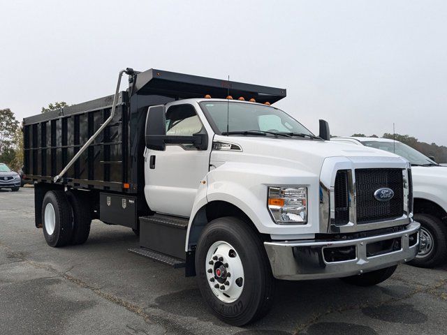 2025 Ford F-650 Base