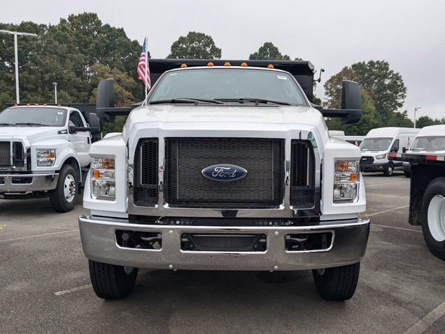 2025 Ford F-650 Base