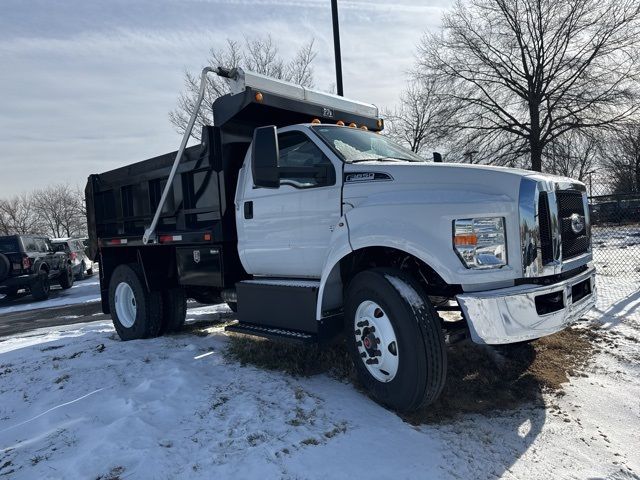 2025 Ford F-650 Base