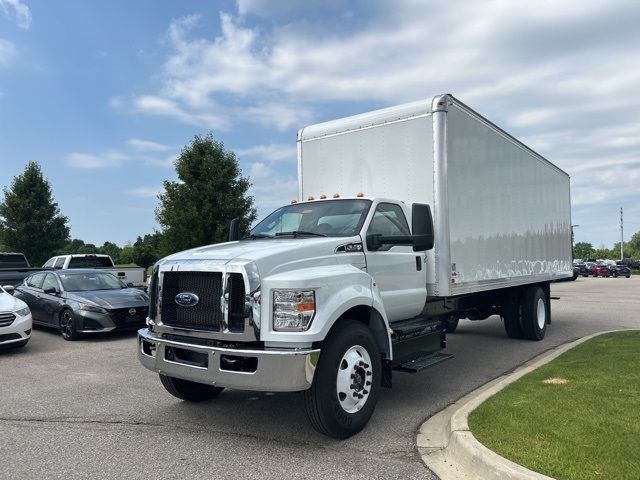 2025 Ford F-650 Base