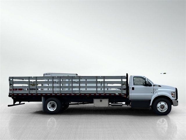 2025 Ford F-650 Base