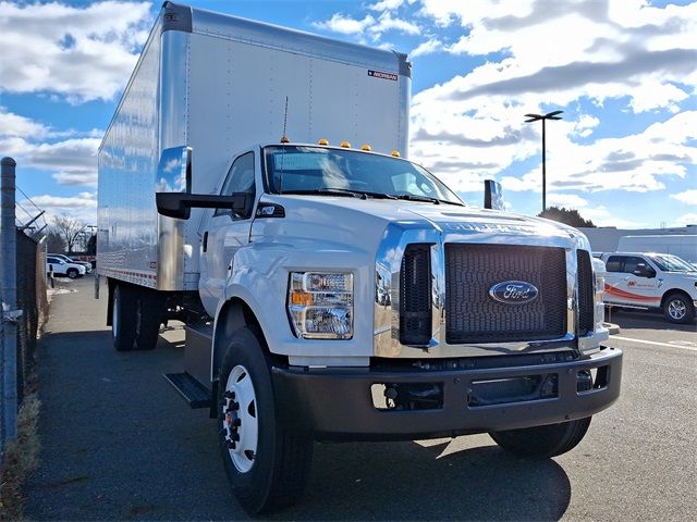 2025 Ford F-650 Base