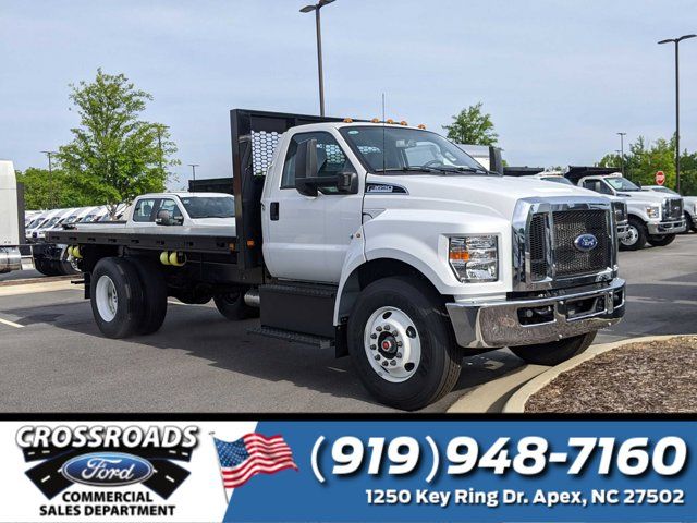 2025 Ford F-650 Base