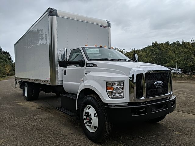 2025 Ford F-650 Base