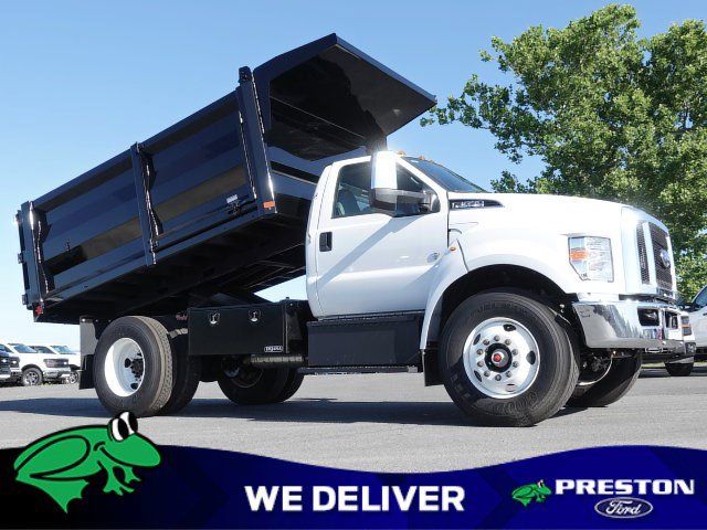 2025 Ford F-650 Base