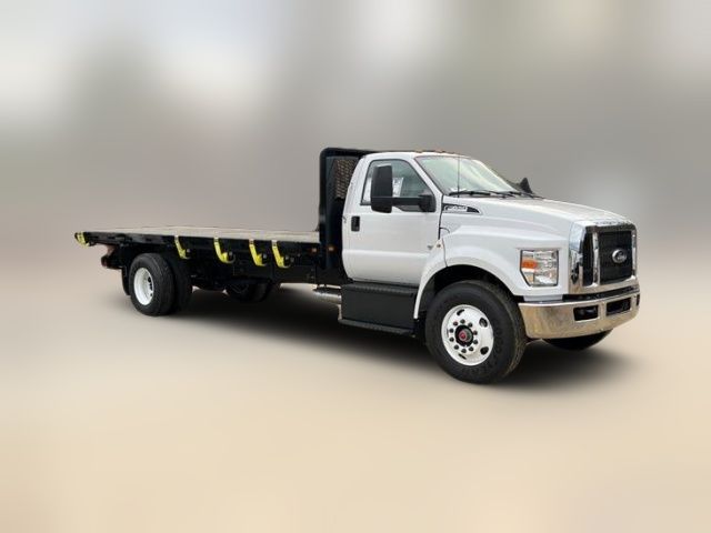 2025 Ford F-650 Base