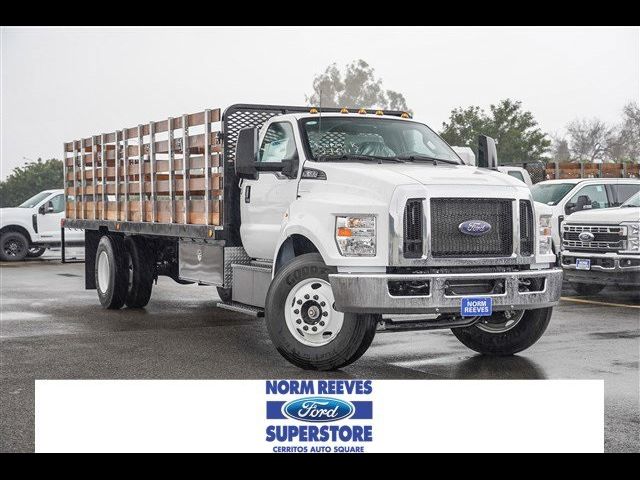 2025 Ford F-650 Base