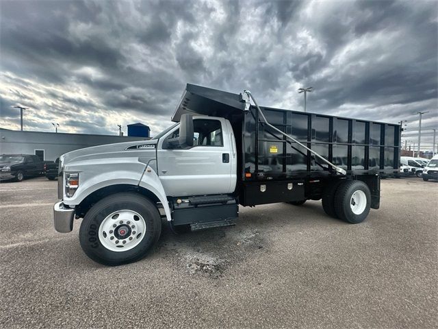 2025 Ford F-650 Base