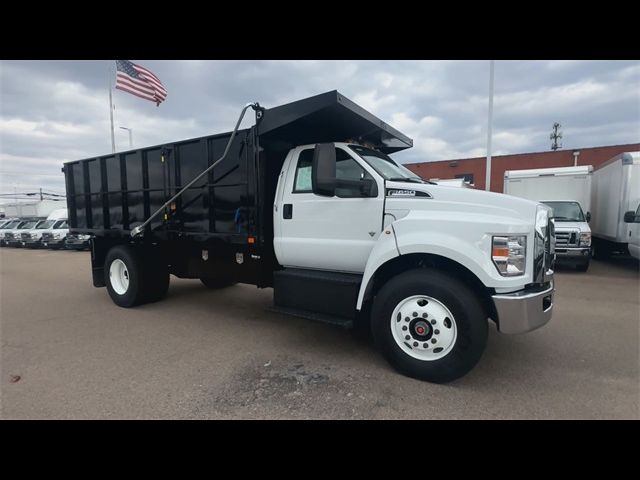 2025 Ford F-650 Base