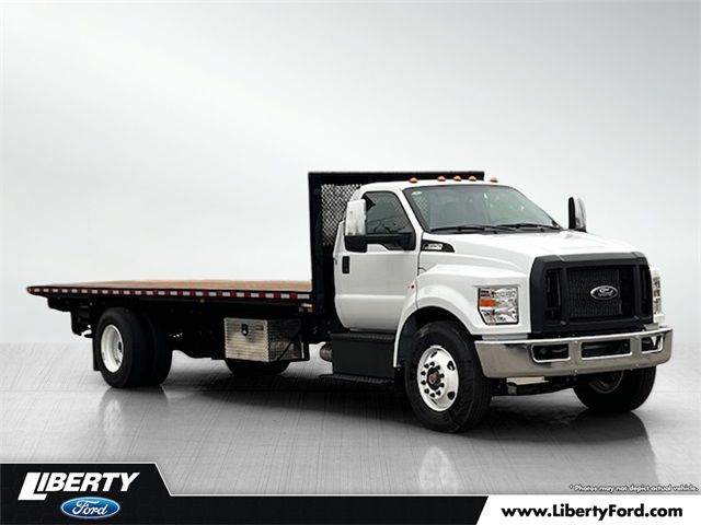 2025 Ford F-650 Base