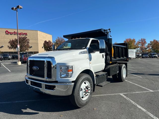 2025 Ford F-650 Base