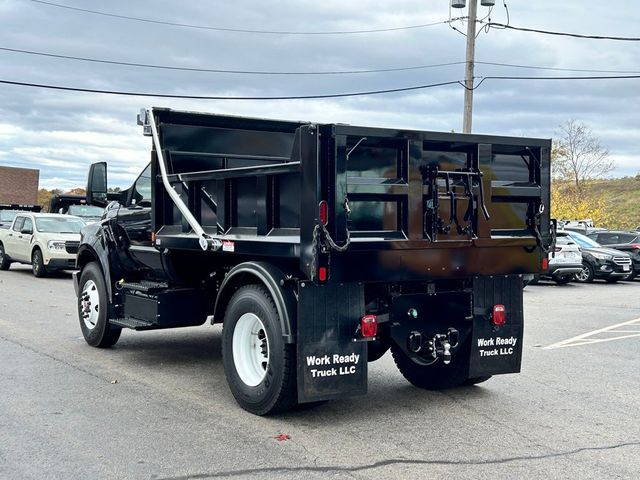 2025 Ford F-650 Base